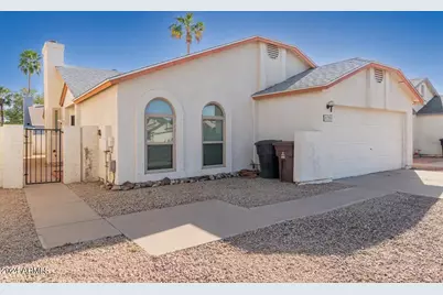 8759 W Grovers Avenue, Peoria, AZ 85382 - Photo 3
