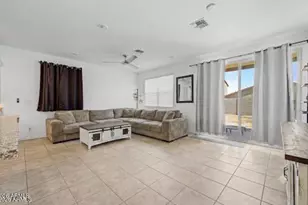 12418 W Glenn Ct, Glendale, AZ 85307 - Photo 7