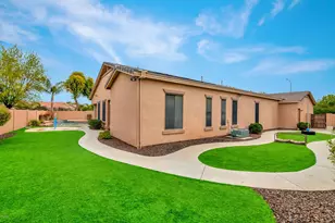 10226 E Laguna Azul Ave, Mesa, AZ 85209 - Photo 17
