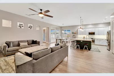 10226 E Laguna Azul Avenue, Mesa, AZ 85209 - Photo 5