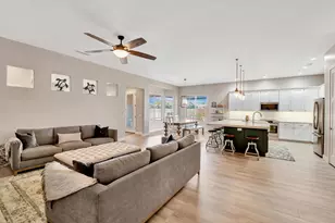 10226 E Laguna Azul Ave, Mesa, AZ 85209 - Photo 5
