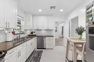 542 W Lewis Ave, Phoenix, AZ 85003 - Photo 17