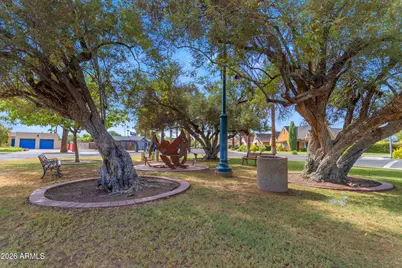 542 W Lewis Avenue, Phoenix, AZ 85003 - Photo 45