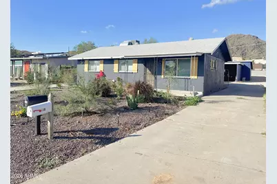 216 E Carol Avenue, Phoenix, AZ 85020 - Photo 1