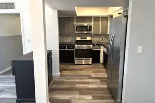 216 E Carol Ave, Phoenix, AZ 85020 - Photo 5