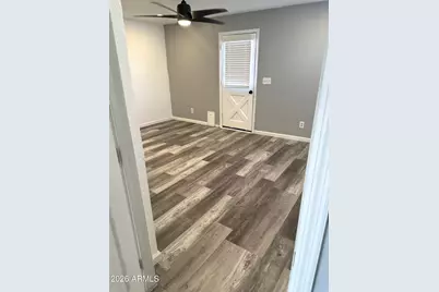 216 E Carol Avenue, Phoenix, AZ 85020 - Photo 9
