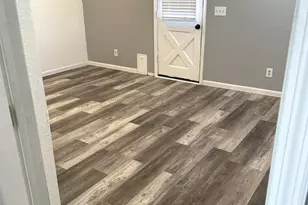 216 E Carol Ave, Phoenix, AZ 85020 - Photo 9