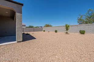30572 W Celeborn Dr, Buckeye, AZ 85396 - Photo 31