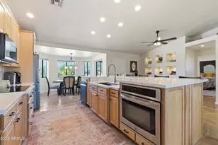 10712 E Hummingbird Ln, Gold Canyon, AZ 85118 - Photo 13