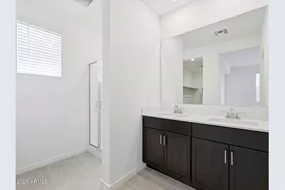 219 S 177th Drive, Goodyear, AZ 85338 - Photo 11