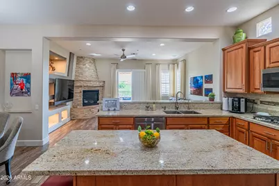 42431 N Celebration Way, Phoenix, AZ 85086 - Photo 13