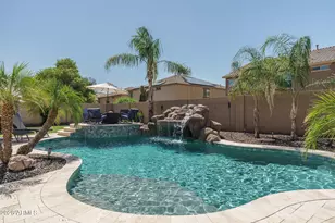 14171 W Lisbon Ln, Surprise, AZ 85379 - Photo 35