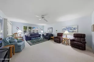 19034 N Signal Butte Cir, Sun City, AZ 85373 - Photo 15