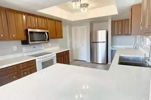 2243 W McRae Way, Phoenix, AZ 85027 - Photo 9