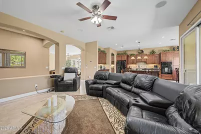 3916 E Beechnut Place, Chandler, AZ 85249 - Photo 11