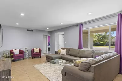 8308 E Minnezona Avenue, Scottsdale, AZ 85251 - Photo 9