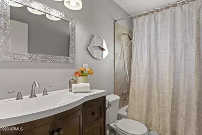 8308 E Minnezona Avenue, Scottsdale, AZ 85251 - Photo 23
