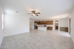 14758 W Gray Fox Trl, Surprise, AZ 85387 - Photo 7
