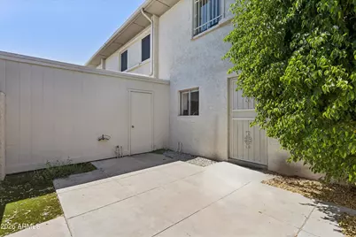 8225 N Central Avenue #41, Phoenix, AZ 85020 - Photo 17