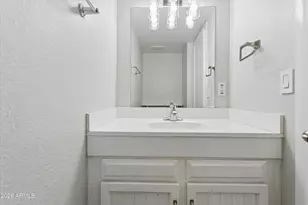 8225 N Central Ave, Phoenix, AZ 85020 - Photo 11
