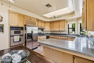 2012 E Northview Ave, Phoenix, AZ 85020 - Photo 15