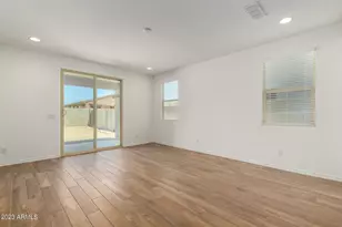 17318 W Surrey Dr, Surprise, AZ 85388 - Photo 11