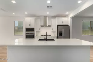 17318 W Surrey Dr, Surprise, AZ 85388 - Photo 19