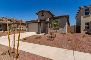 17318 W Surrey Dr, Surprise, AZ 85388 - Photo 5
