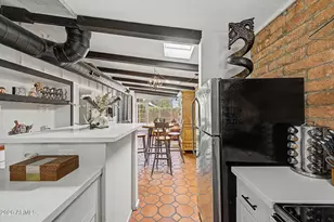 3046 N 32nd St, Phoenix, AZ 85018 - Photo 11