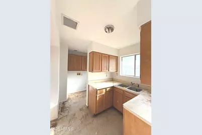 710 N Sonora Street, Coolidge, AZ 85128 - Photo 7