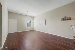 10042 W Hawthorn Dr, Sun City, AZ 85351 - Photo 3