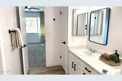 5028 N 102nd Avenue, Glendale, AZ 85307 - Photo 11