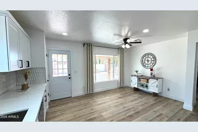 5028 N 102nd Avenue, Glendale, AZ 85307 - Photo 9
