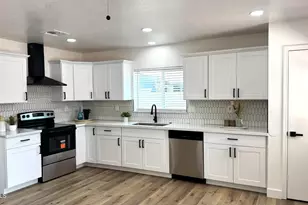 5028 N 102nd Ave, Glendale, AZ 85307 - Photo 7