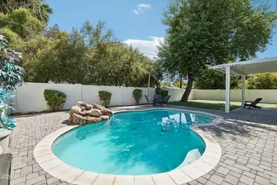 3913 E Devonshire Avenue, Phoenix, AZ 85018 - Photo 39
