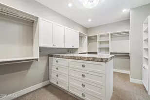 3913 E Devonshire Ave, Phoenix, AZ 85018 - Photo 21