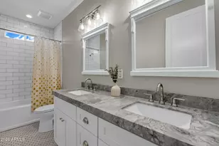 3913 E Devonshire Ave, Phoenix, AZ 85018 - Photo 23