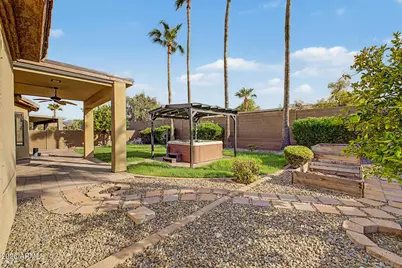 11230 S Oakwood Drive, Goodyear, AZ 85338 - Photo 29