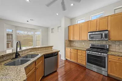 11230 S Oakwood Drive, Goodyear, AZ 85338 - Photo 13