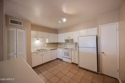 720 S Dobson Road #10, Mesa, AZ 85202 - Photo 13