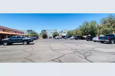 10328 W Indian School Road, Phoenix, AZ 85037 - Photo 7