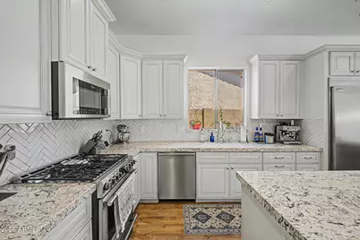 545 S Lemon Court, Gilbert, AZ 85296 - Photo 5