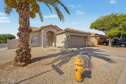 984 W Morelos Street, Chandler, AZ 85225 - Photo 3