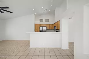 984 W Morelos St, Chandler, AZ 85225 - Photo 9