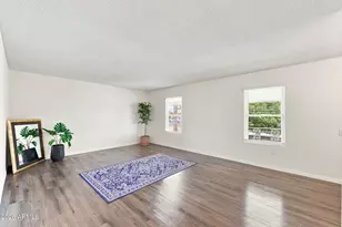 9443 W Newport Dr, Sun City, AZ 85351 - Photo 11
