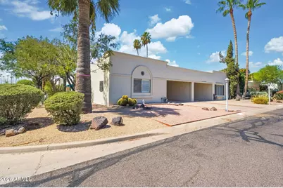 7823 E Bonnie Rose Avenue, Scottsdale, AZ 85250 - Photo 1