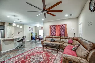 2015 W Davis Rd, Phoenix, AZ 85023 - Photo 15