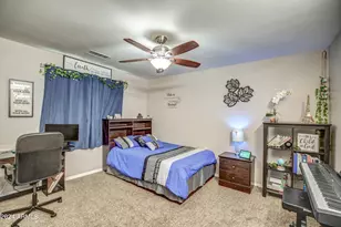 2015 W Davis Rd, Phoenix, AZ 85023 - Photo 31