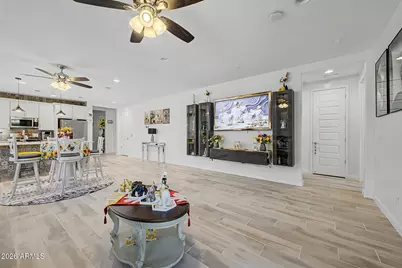 4417 S 111th Drive, Tolleson, AZ 85353 - Photo 9