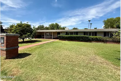 5948 E Calle Del Paisano --, Phoenix, AZ 85018 - Photo 1